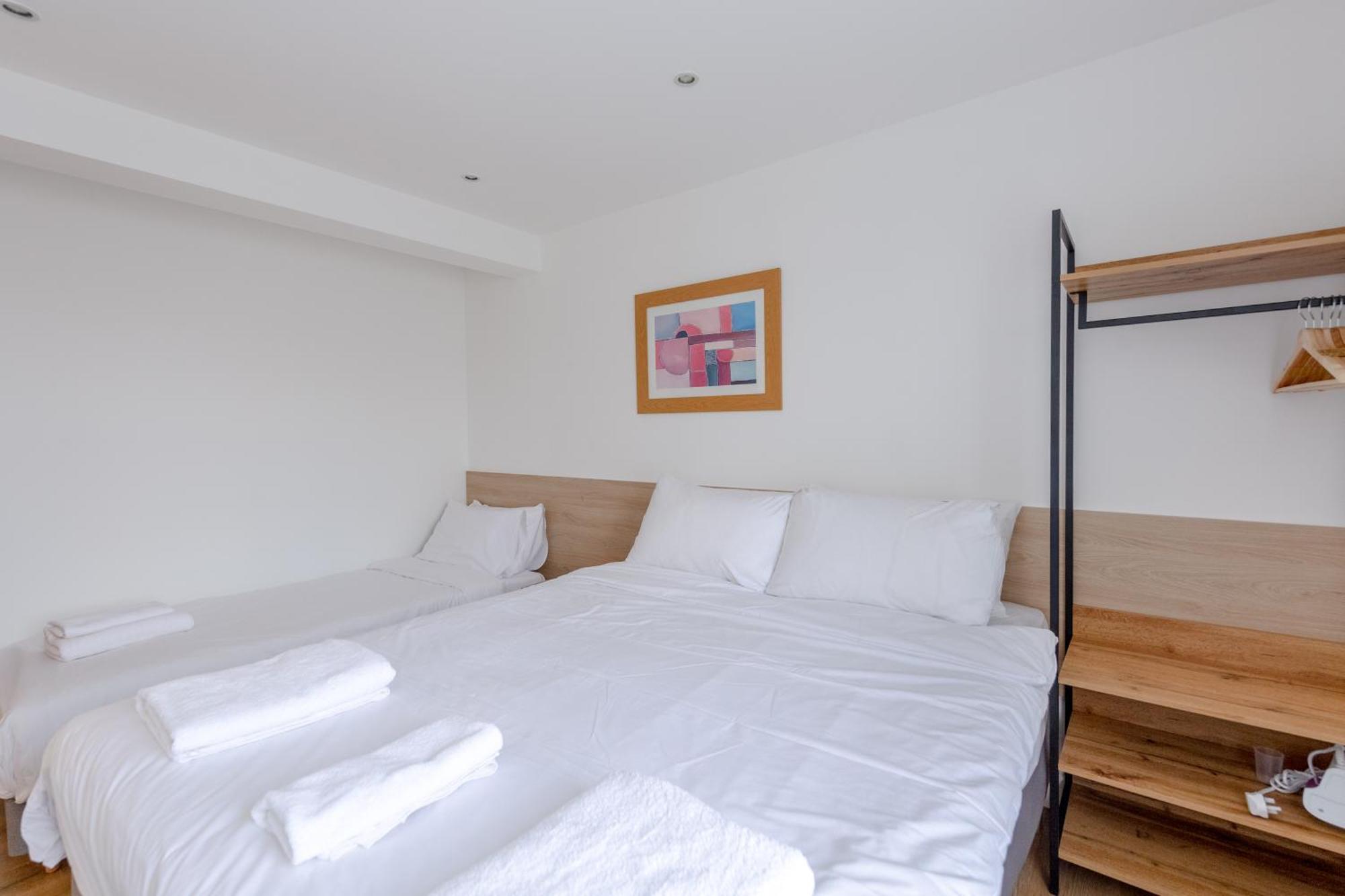 Appartamento Contemporary 1Bd Flat - Camden Londra Esterno foto